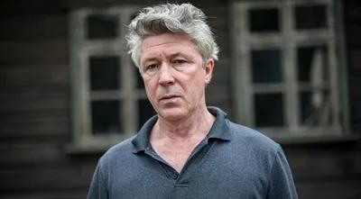 Irlandczyk Aidan Gillen jako radziecki szpieg w polskim filmie historycznym