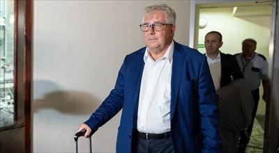 Czarnecki jedzie za granicę. Ujawnił, gdzie się udaje