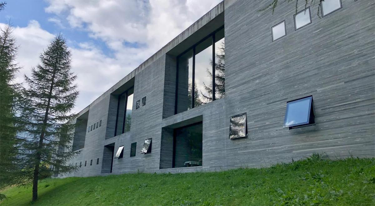 Kąpielisko Therme Vals - architektoniczna perełka w szwajcarskich Alpach